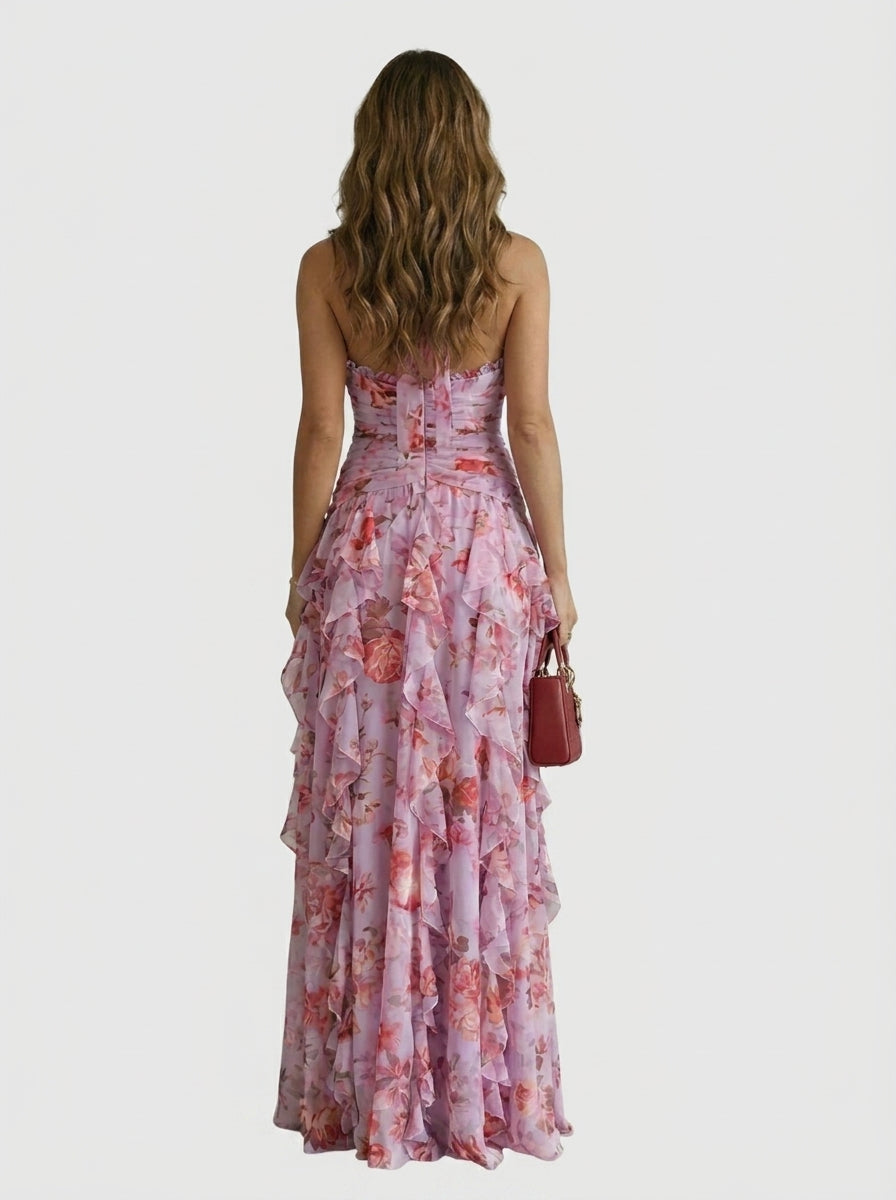 Belladina | Romántica Cascada de Rosas – Vestido Largo con Escote Halter