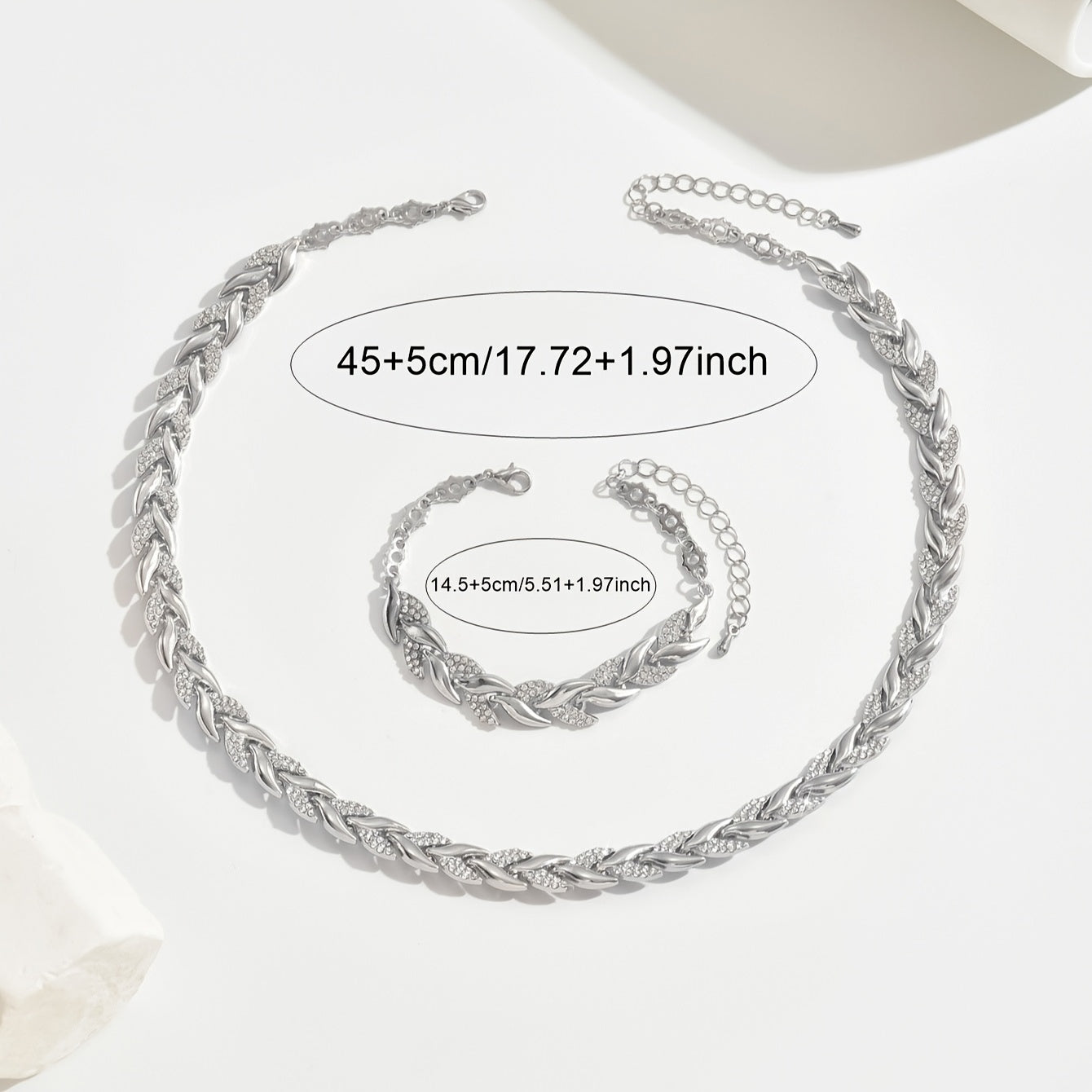Conjunto de collar y pendientes · Cristal pez