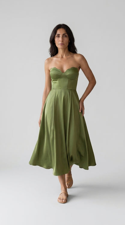 Liora | Vestido Midi Elegante sin Tirantes