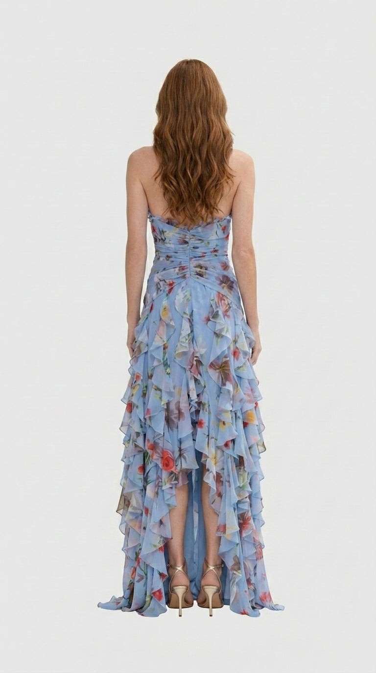 Belladina | Romántica Cascada de Rosas – Vestido Largo con Escote Halter