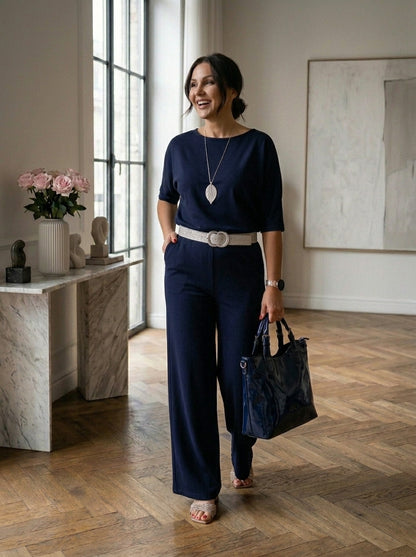 Conjunto de punto azul marino: camiseta de manga murciélago y pantalón de pierna ancha