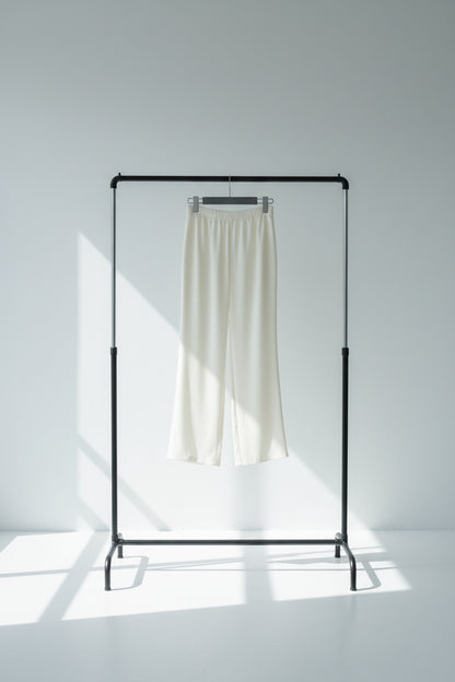 Pantalón de Pierna Ancha de Satén Elegante
