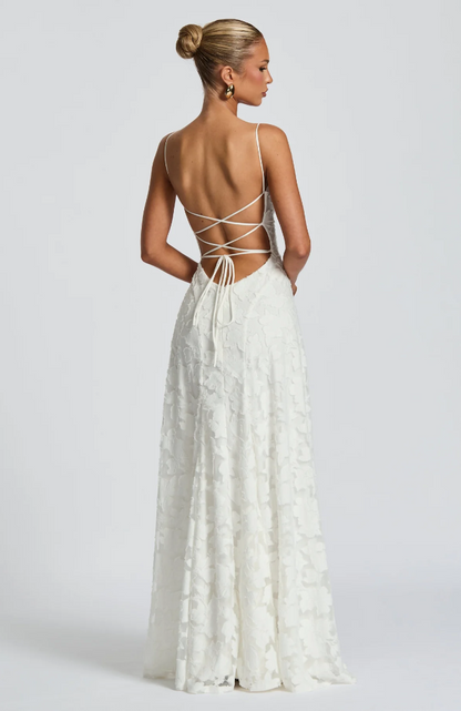 Vestido Maxi de Encaje SOFIA — Elegante para Invitada
