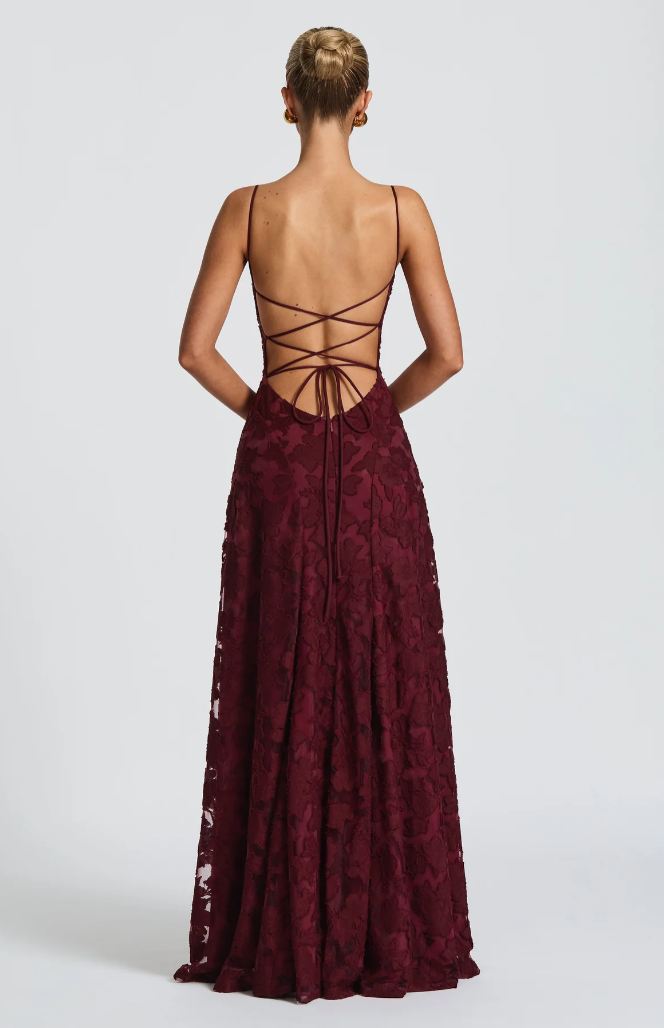 Vestido Maxi de Encaje SOFIA — Elegante para Invitada