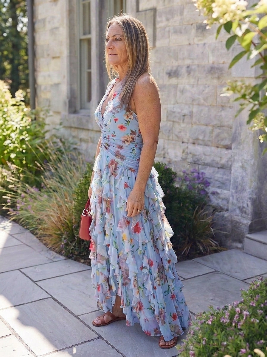 Belladina | Romántica Cascada de Rosas – Vestido Largo con Escote Halter
