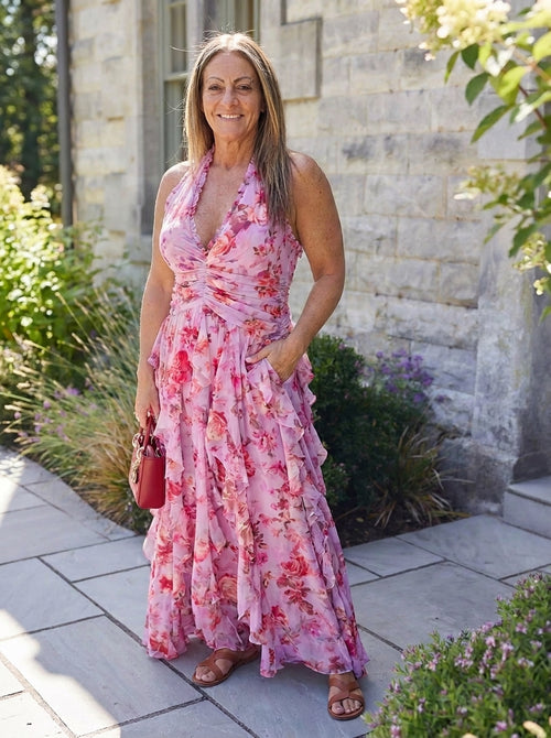 Belladina | Romántica Cascada de Rosas – Vestido Largo con Escote Halter