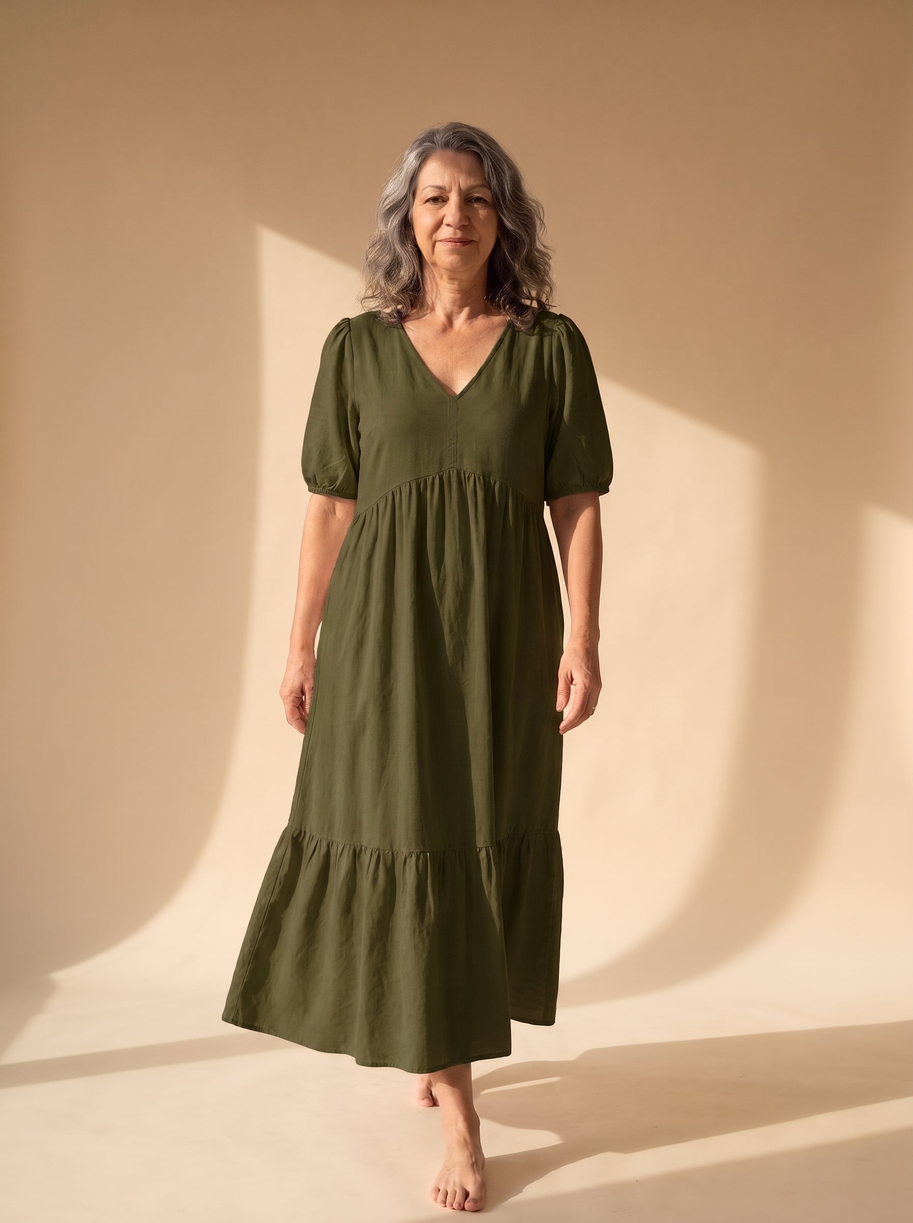 Vestido Alba largo fluido de verano en verde salvia