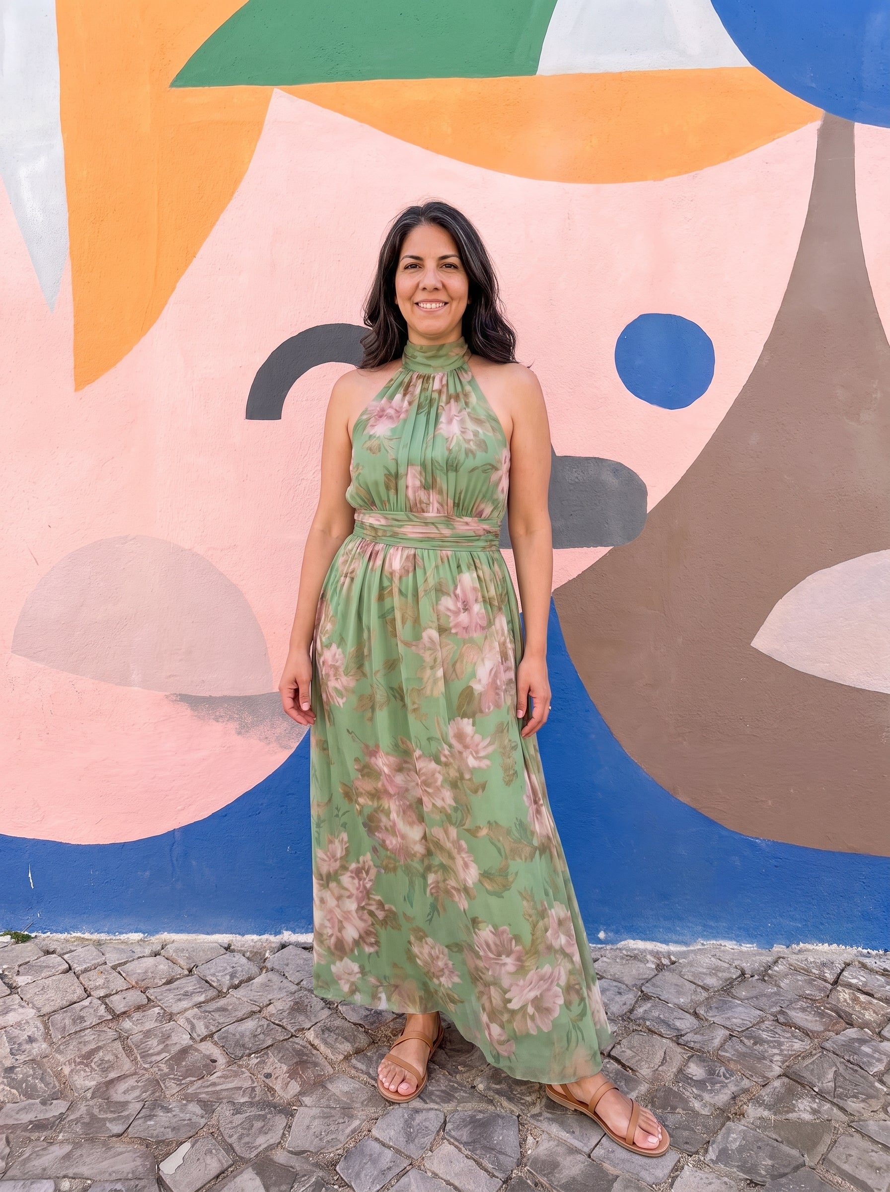 Vestido Livia maxi halter floral, mujer de cuerpo entero
