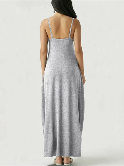 Vestido largo Naira en gris claro, espalda descubierta