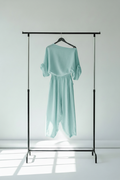 Prenda perchero color aqua turquesa