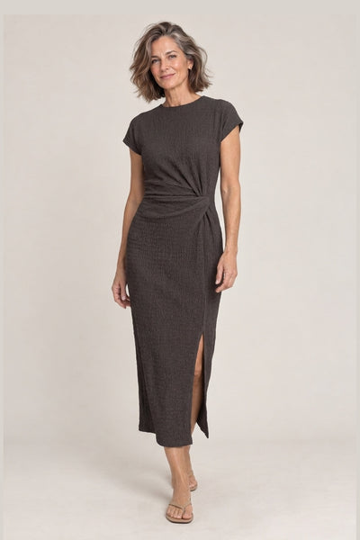 Julia | Vestido Midi de Punto con Torsión